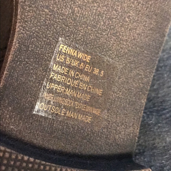 Tall boots - Picture 2 of 2